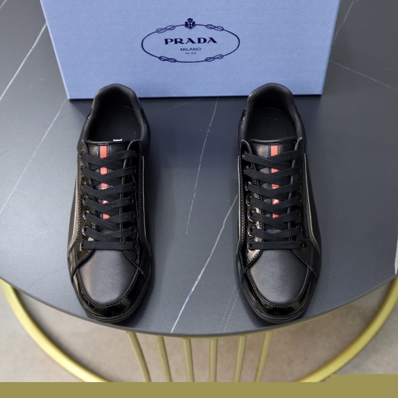 Pra*a casual shoes